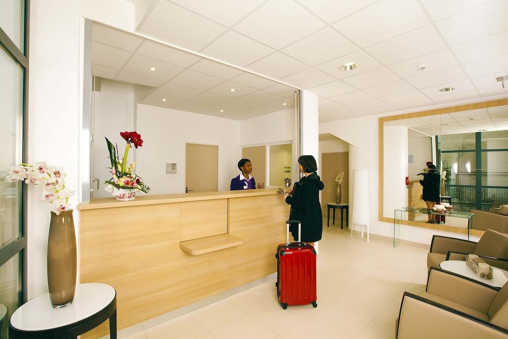 Residhome Neuilly Bords De Marne Экстерьер фото