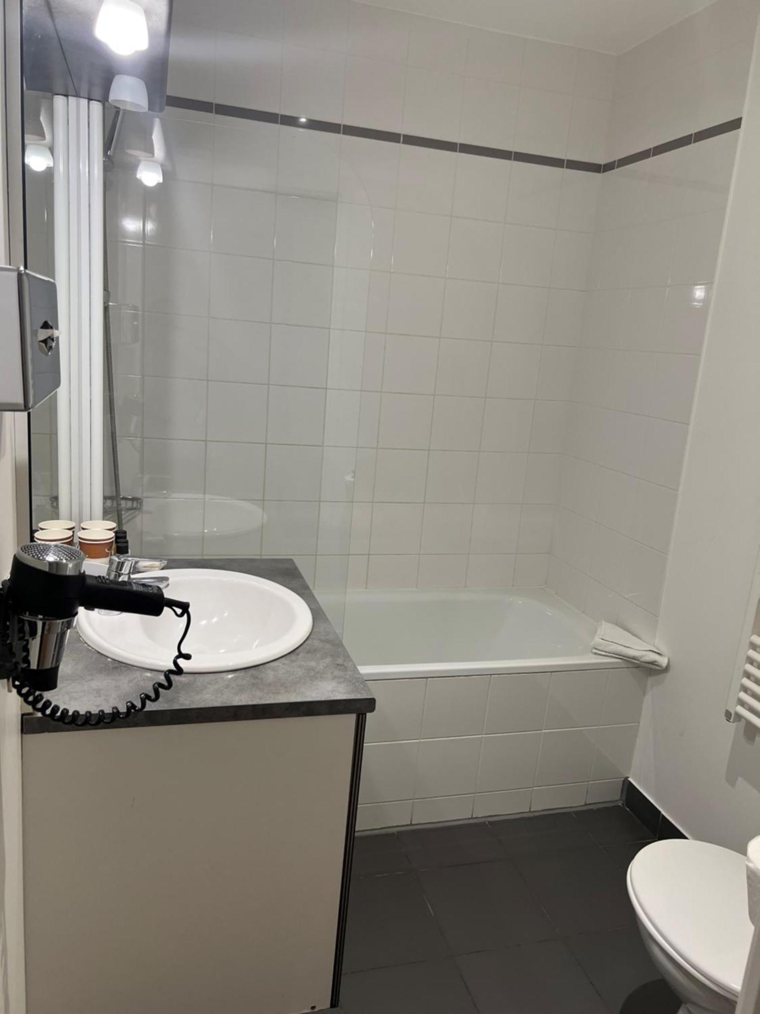 Residhome Neuilly Bords De Marne Экстерьер фото